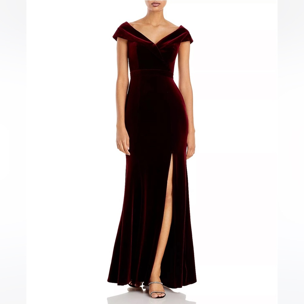AQUA Burgundy Off-the-Shoulder Fluted Velvet Gown